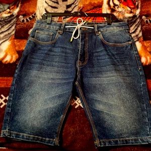 Jean shorts(worn twice) adjustable string for all shapes and sizes